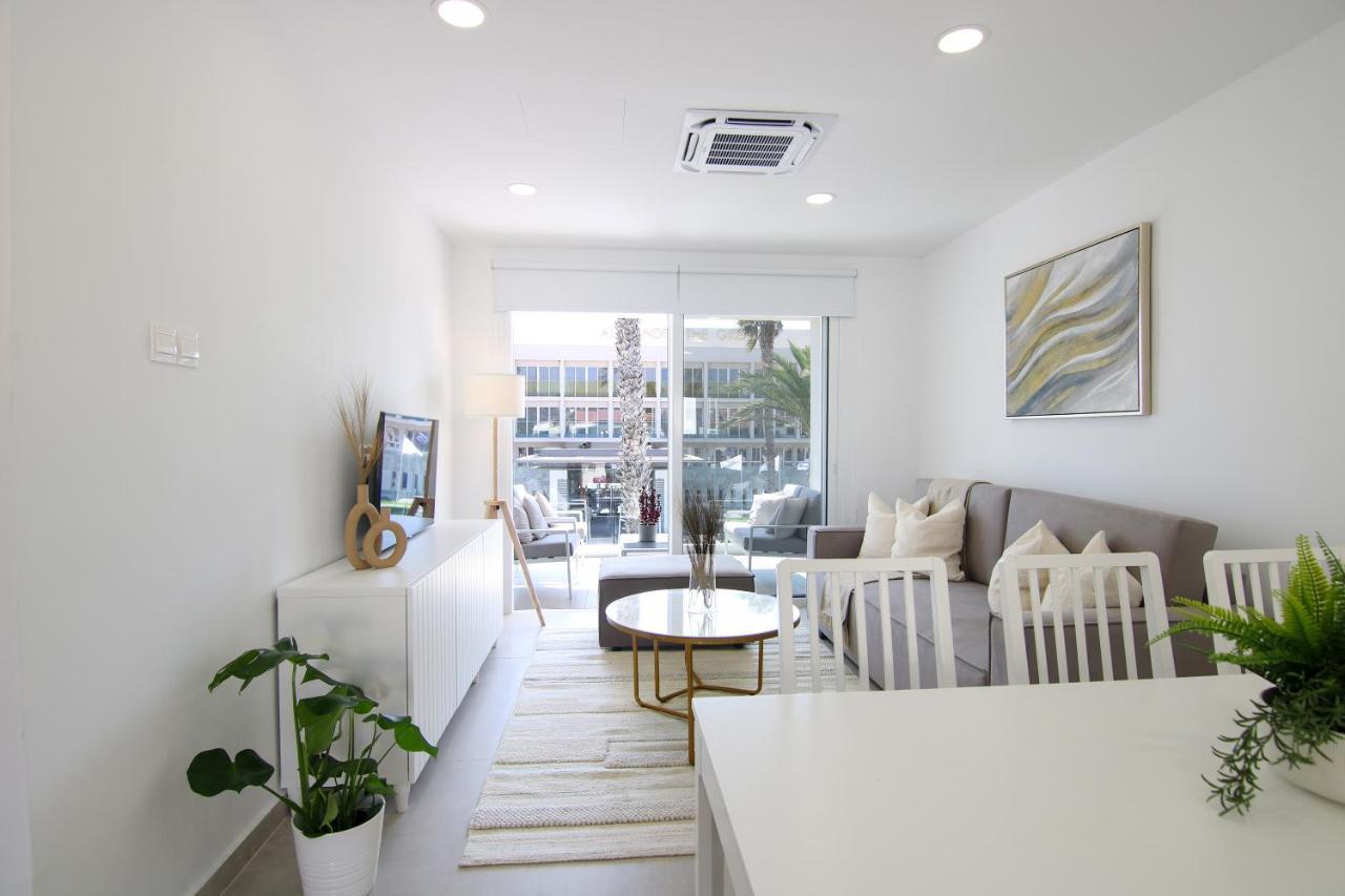 Ferienwohnung Phaedrus Living: Seaview Luxury Flat Limnaria 114 Paphos Exterior foto